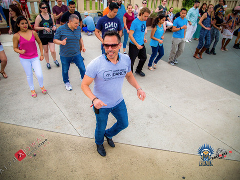 Alpha Midway Dance Studio-达拉斯必去景点