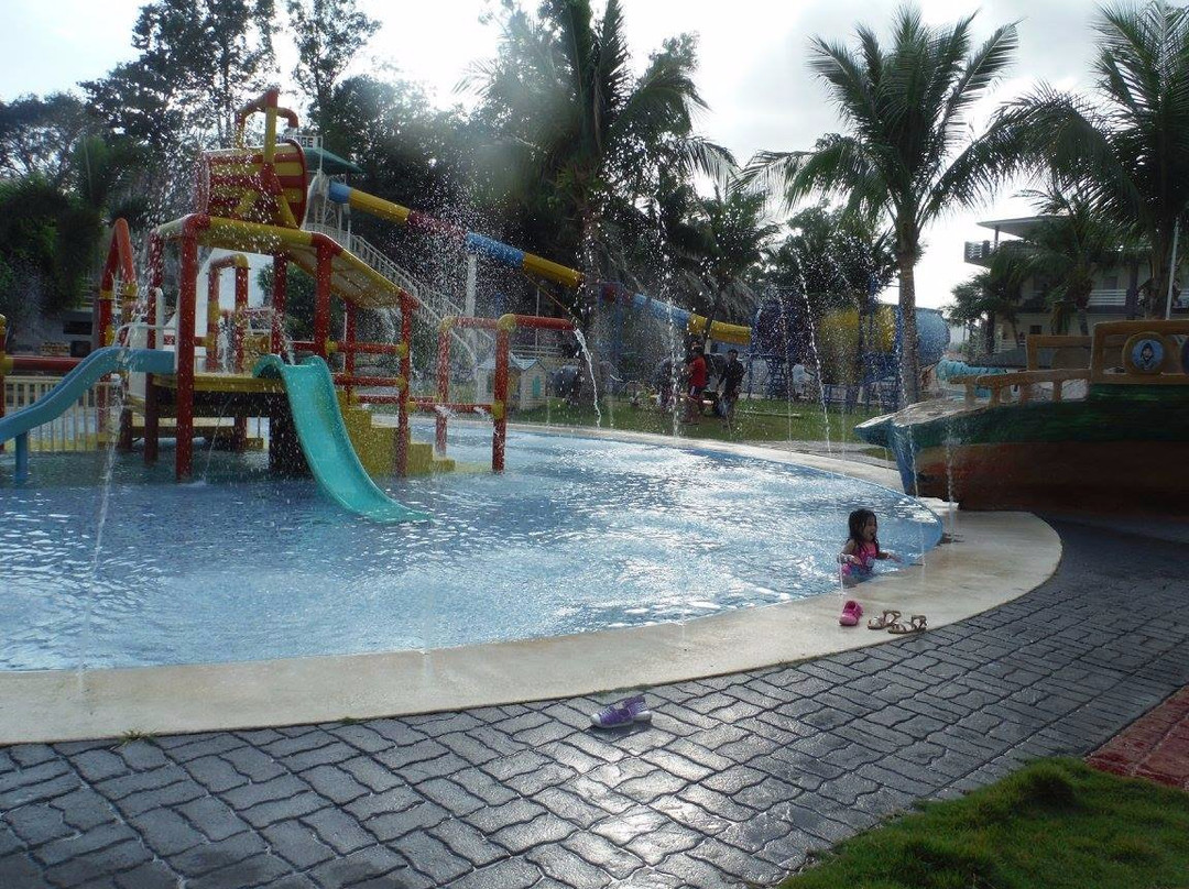 Whiterock Beach Hotel And Waterpark景点图片
