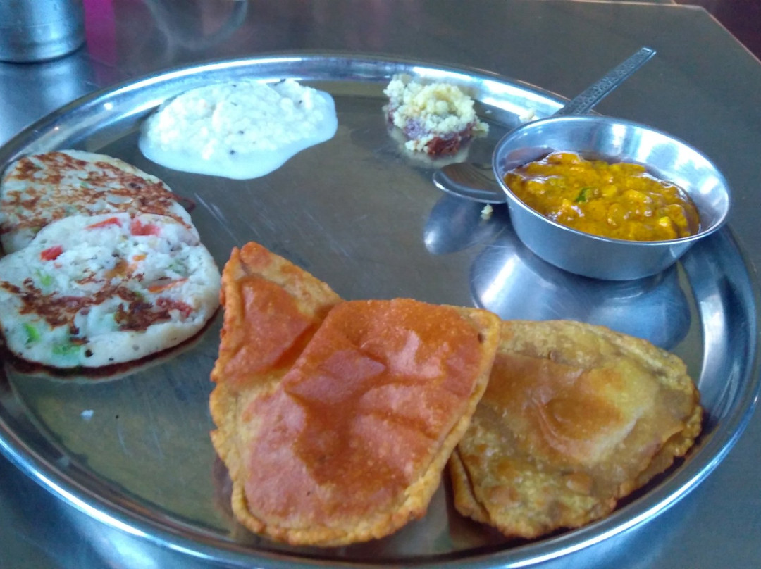 Manilaxmi Jain Tirth-Anand必去景点