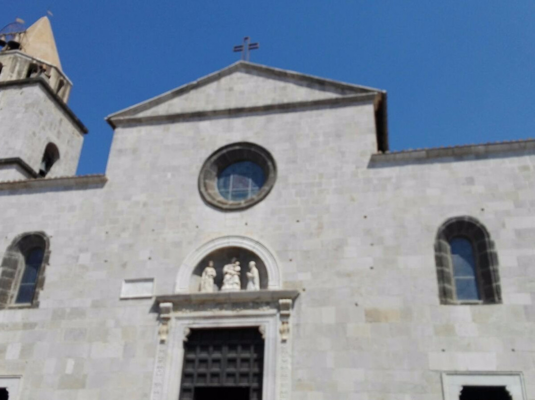 Chiesa di Santa Maria in Piazza-丰迪必去景点