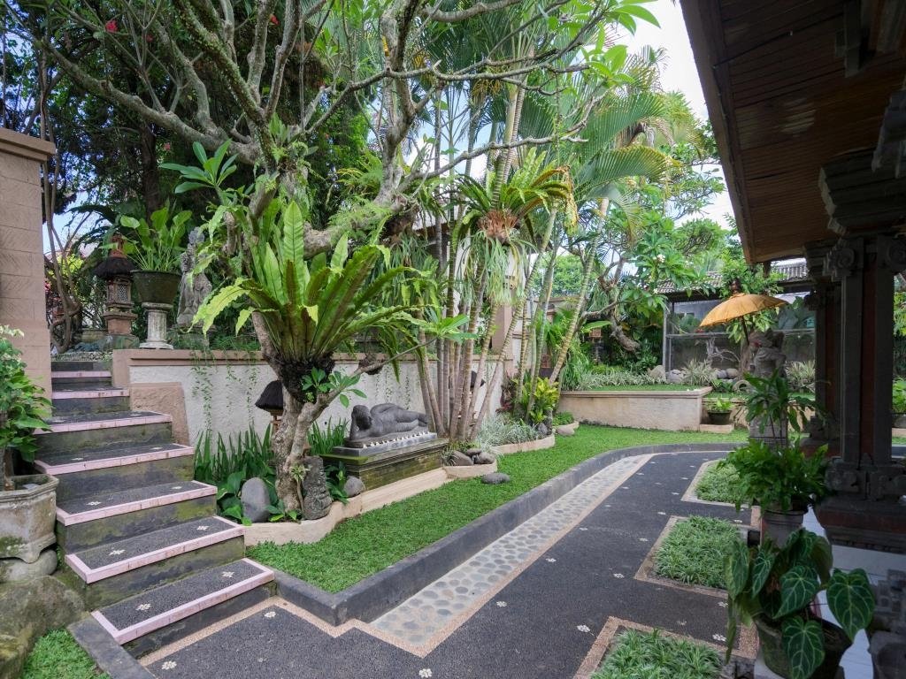 Nuaja Balinese Guest House-浴室