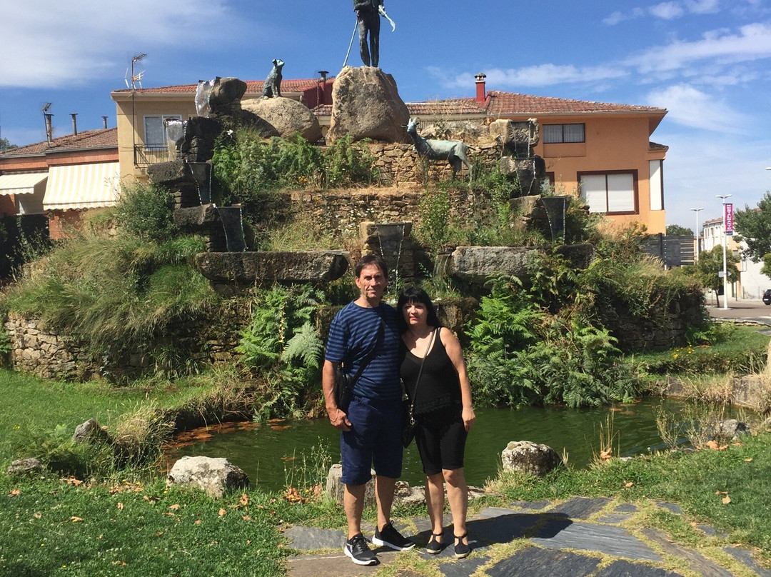 Monumento al Cabrero景点图片