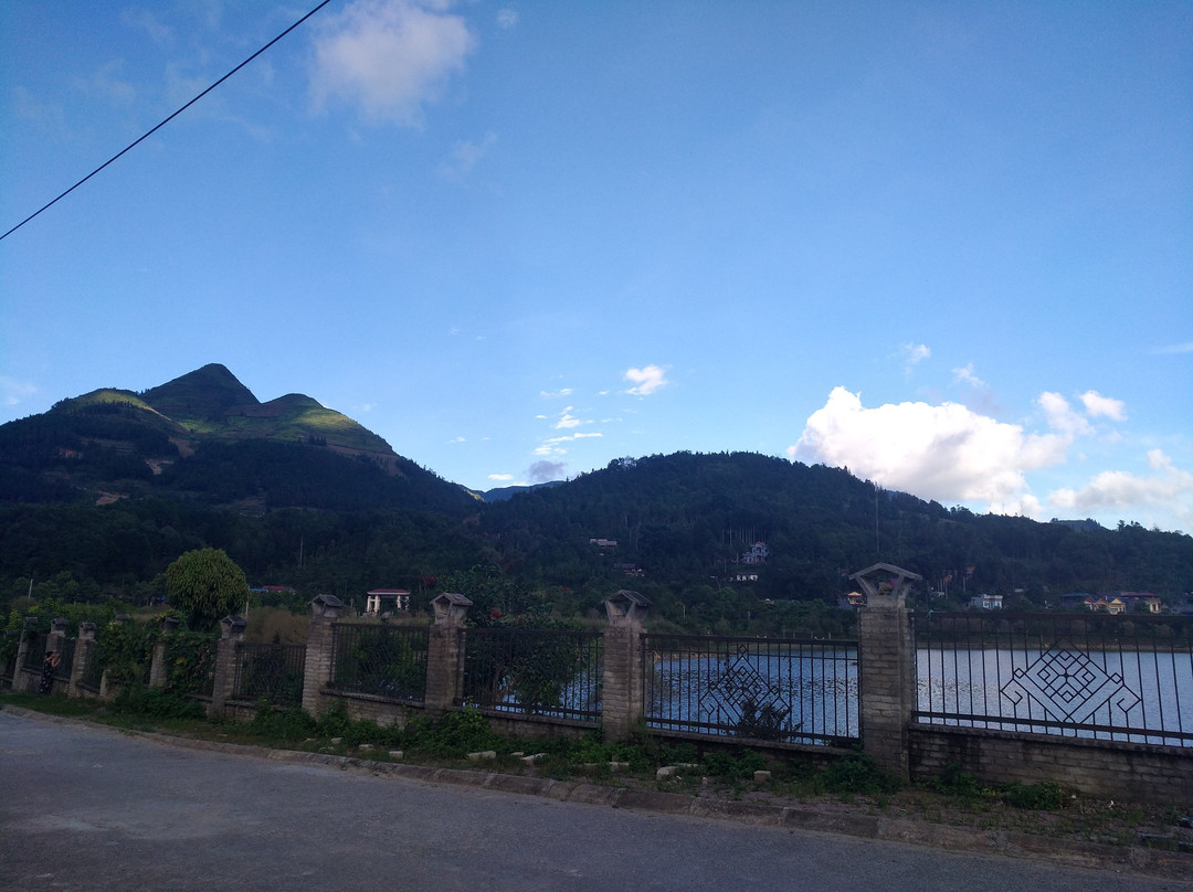 巴克哈湖景旅馆