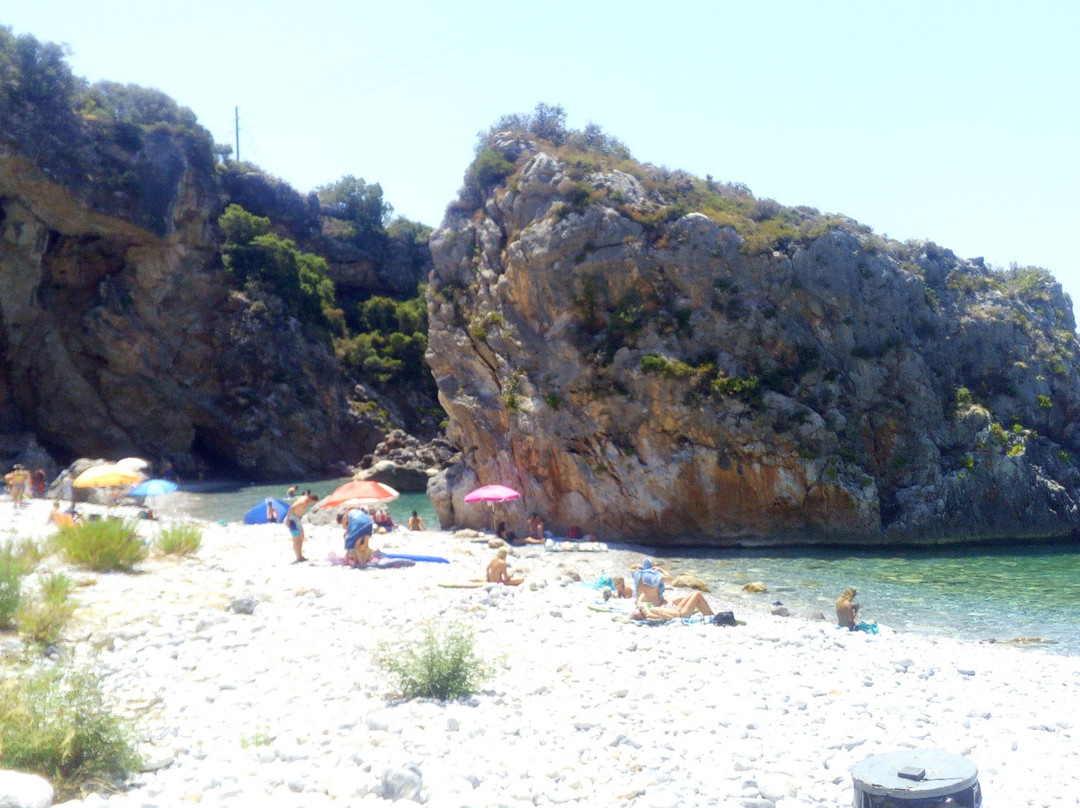 Foneas Beach-Kardamili必去景点