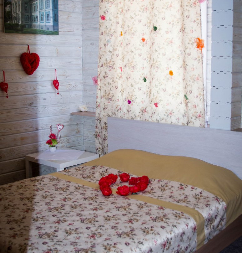 Uezdnaya Gostinitsa主图