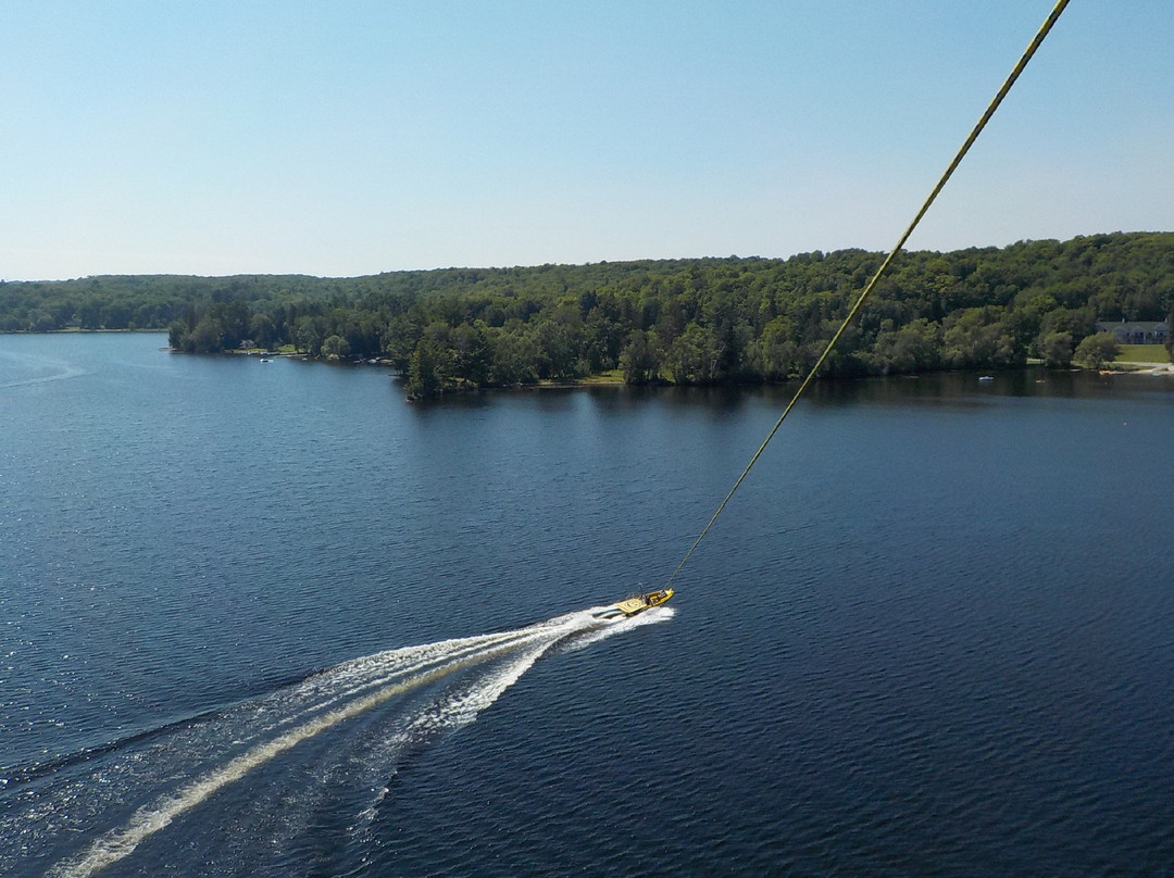 Ski-Mazing Water Sports-Haliburton必去景点