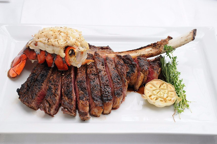 17 Steakhouse and Bar