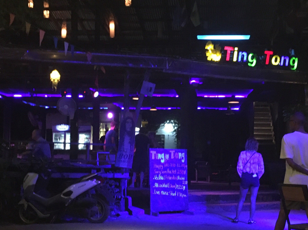 Ting Tong Bar景点图片