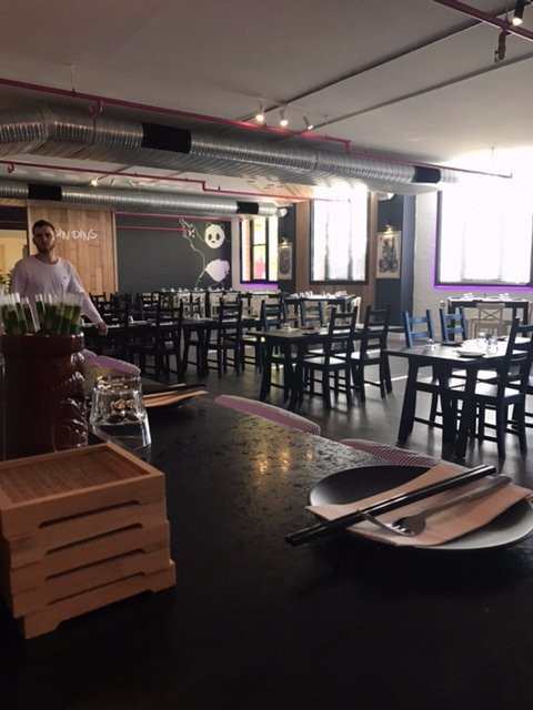 奥尔伯里餐馆和美食-Din Dins