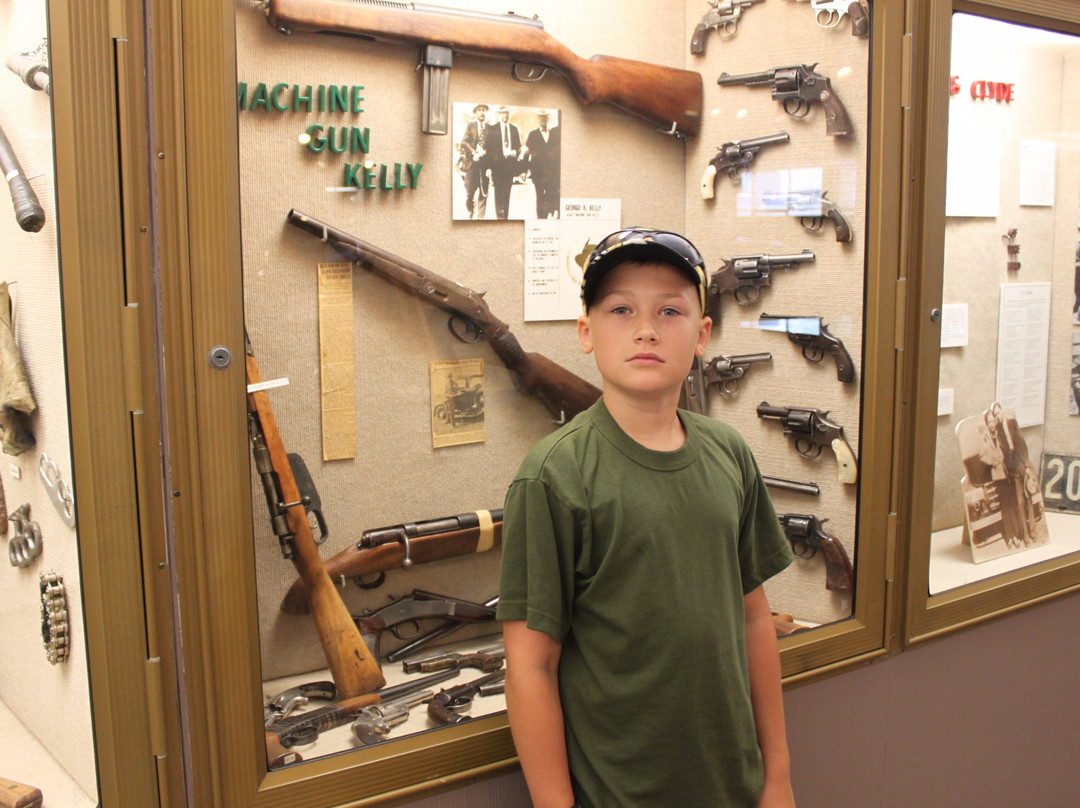 Colonel Alvin R Lubker Memorial Safety and Education Center-杰佛逊市必去景点