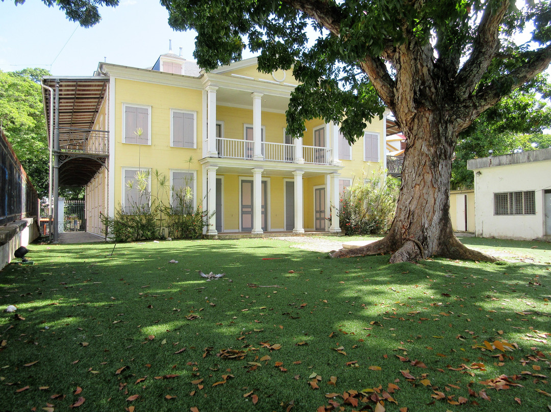 Place de la Victoire-Pointe-a-Pitre必去景点