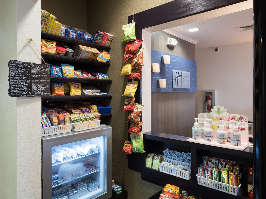 Augusta酒店住宿-Holiday Inn Express & Suites East Wichita I-35 Andover By IHG