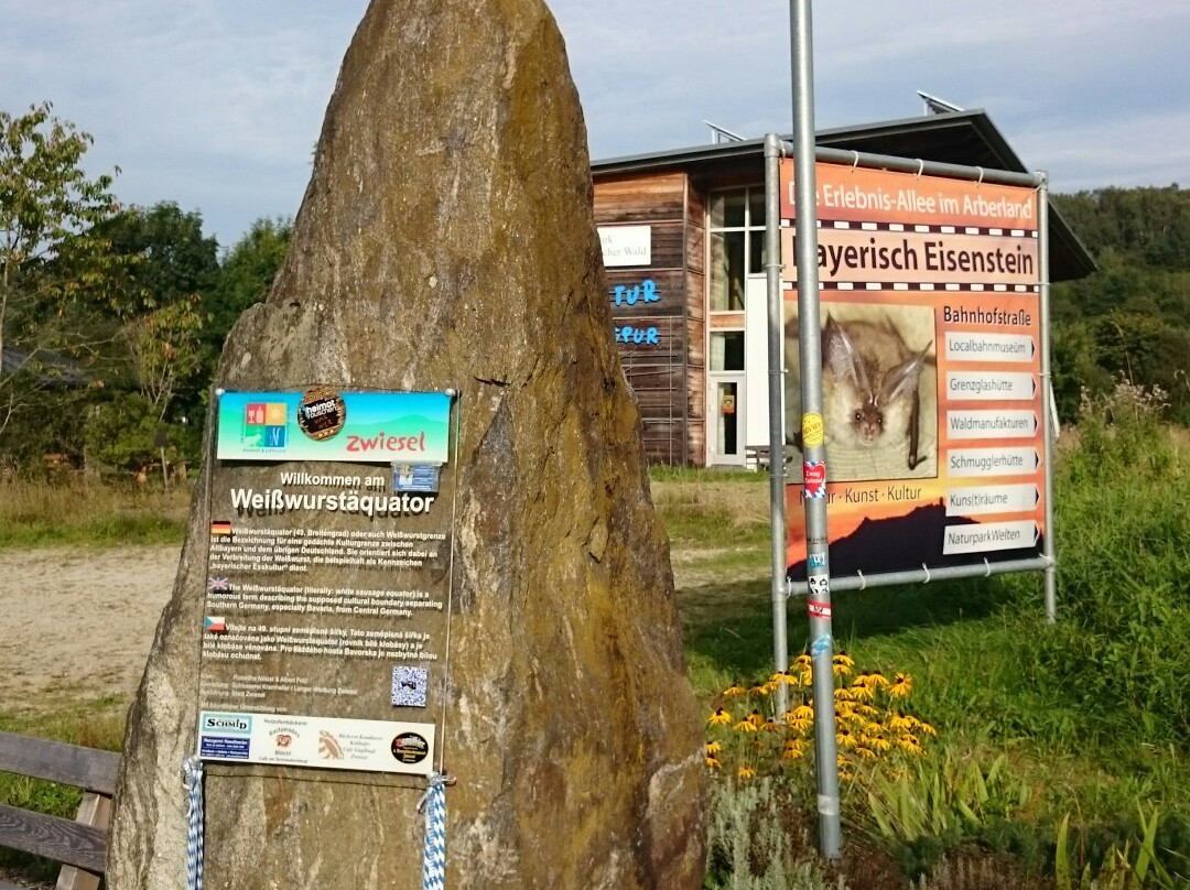 Weißwurstäquator Denkmal-Zwiesel必去景点