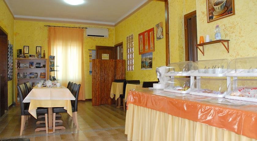 Carbonia酒店住宿-B&B Fantar House