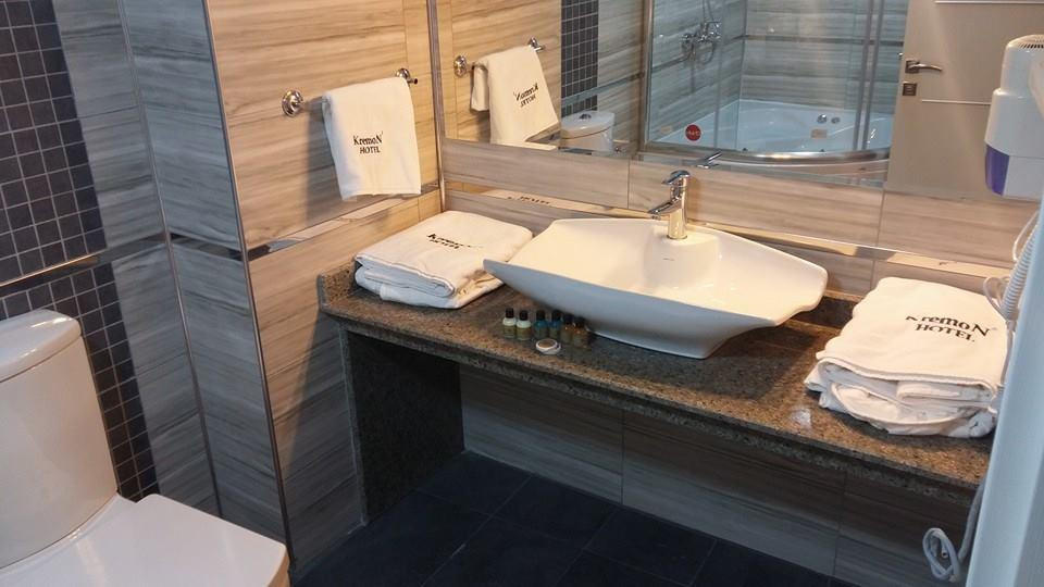 KremoN Hotel主图
