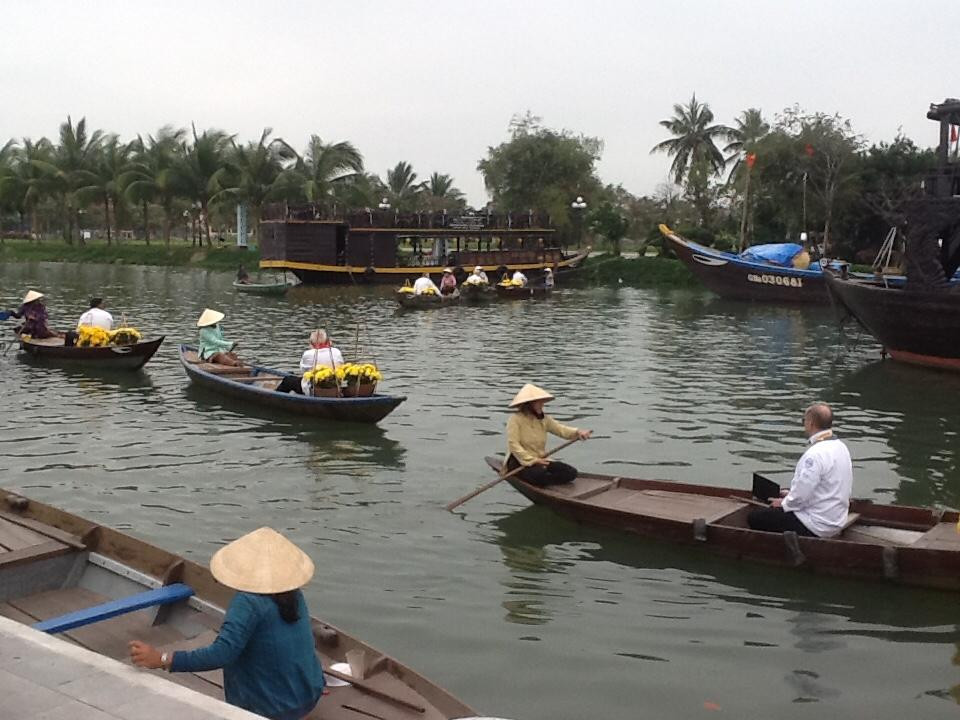 Travel Authentic - Day Tours-河内必去景点
