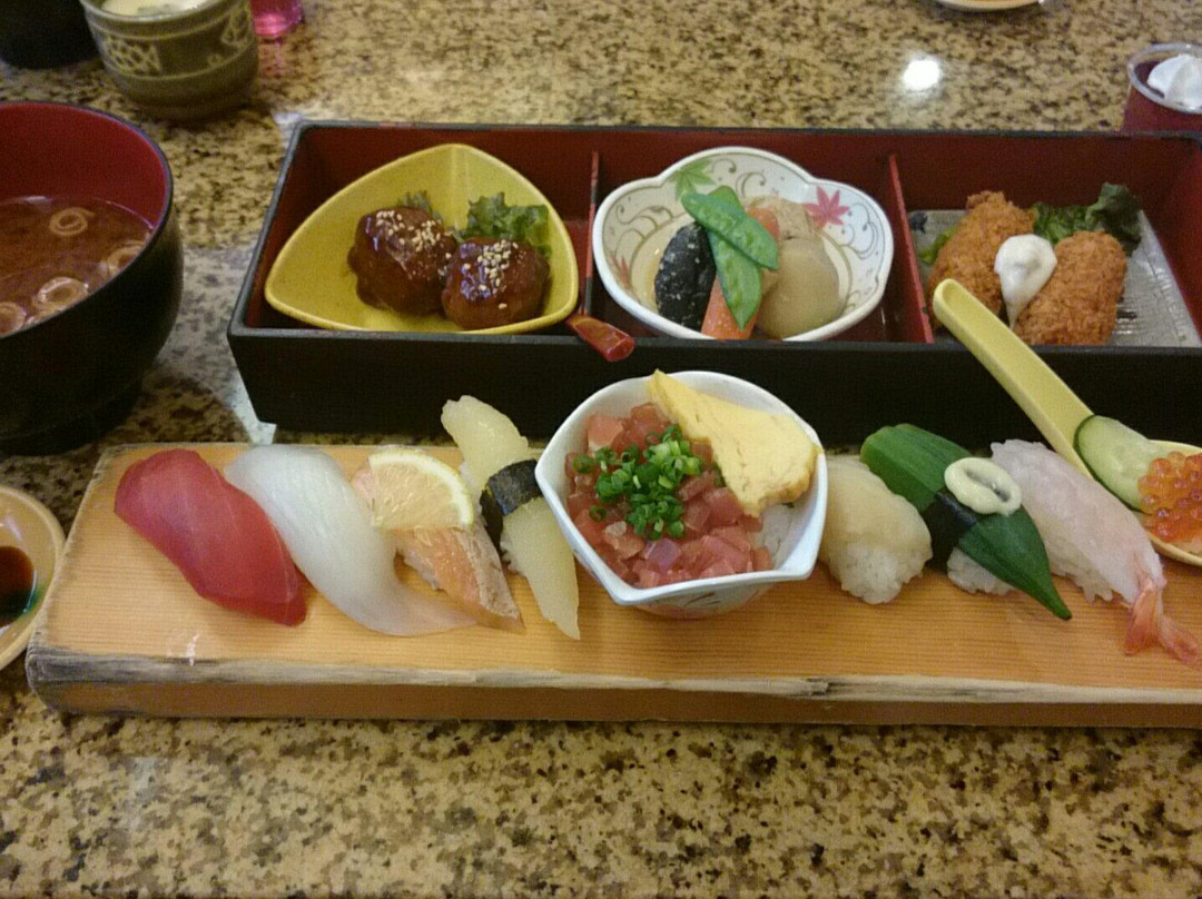 回転寿司 四季のさかな 鮮
