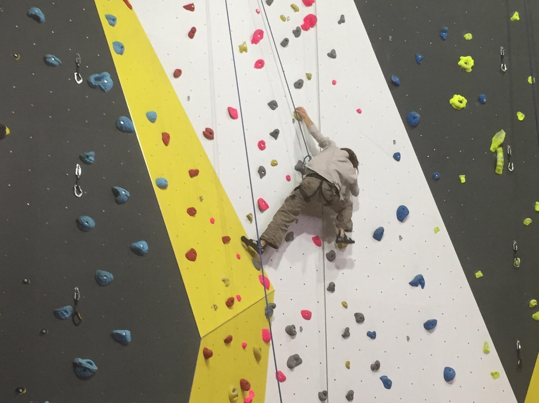Corin-de-la-Crête旅游景点-Salle d'escalade Moubra