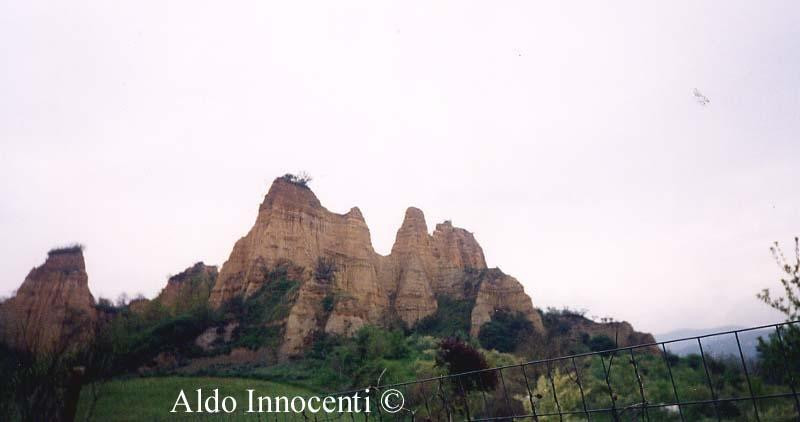 Balze del Valdarno-雷杰洛必去景点