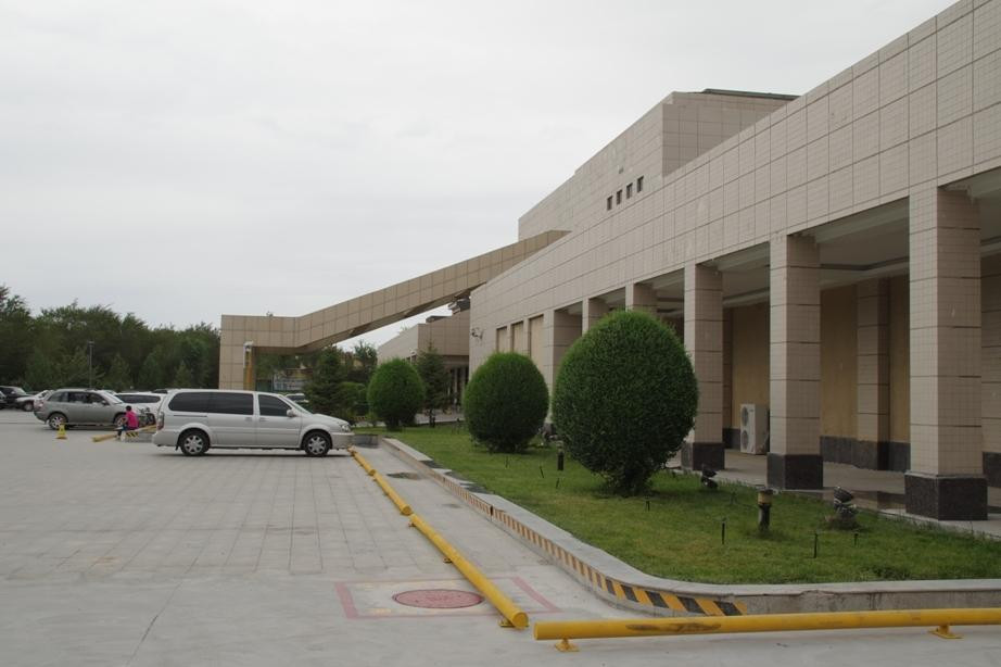 昌吉回族自治州酒店住宿-五洋假日酒店