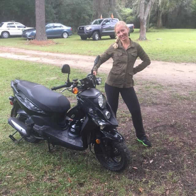 Port City Moped-棕榈岛必去景点