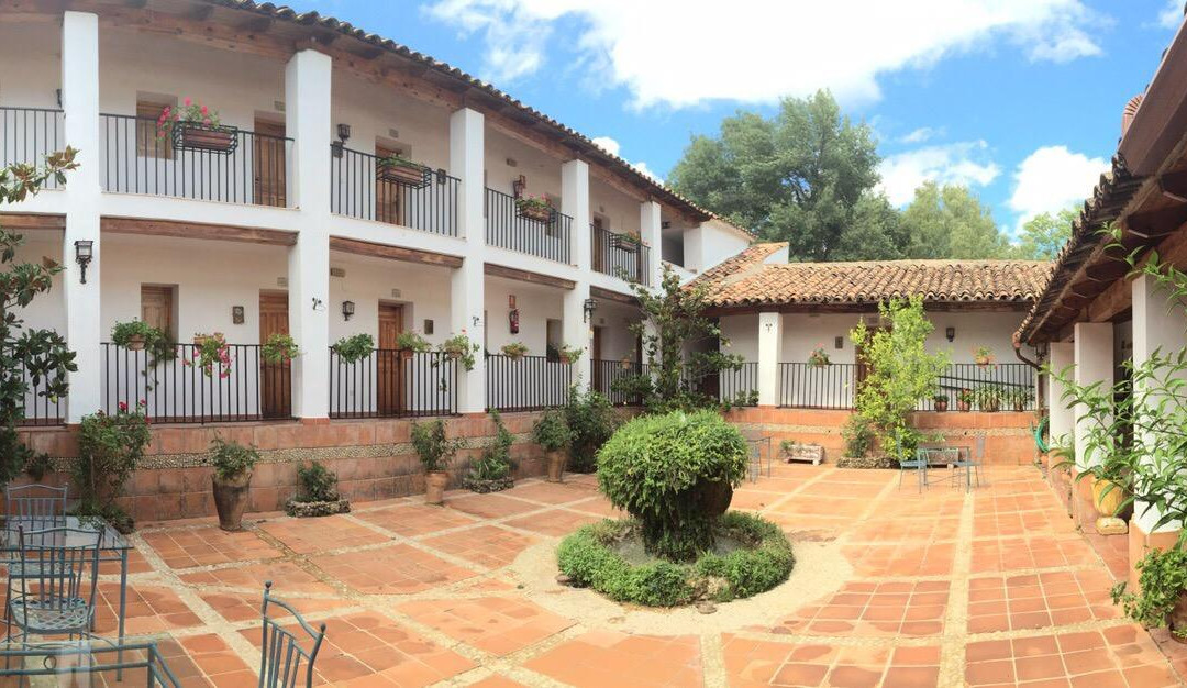 Hotel de Montana La Hortizuela主图