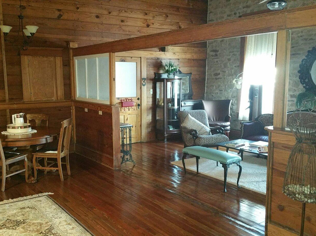 Hico Upstairs Inn主图