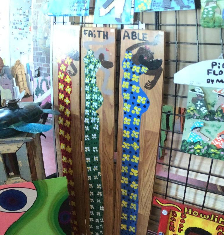 Red Piano Too Gallery-Saint Helena Island必去景点