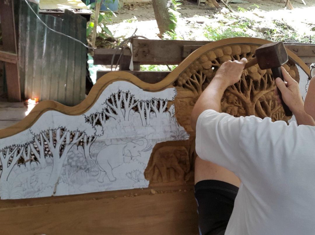 Royal Thai Handicraft Center Company景点图片