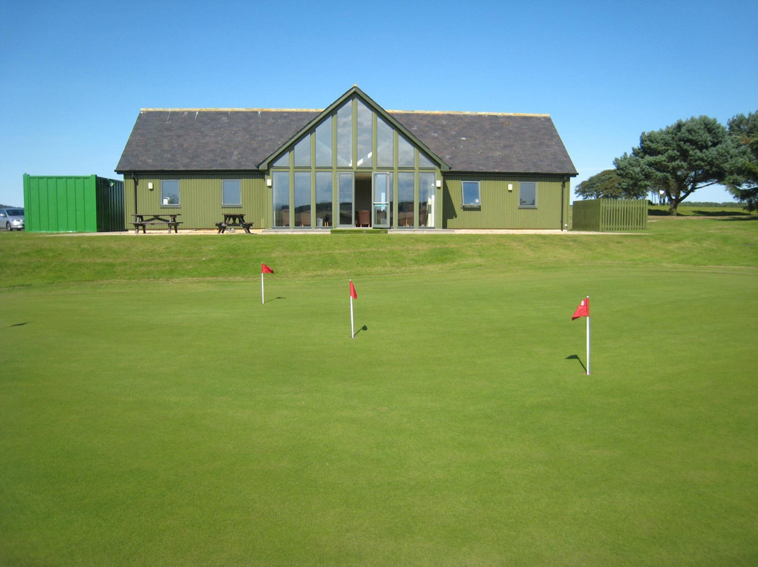 Maverston Golf Course景点图片