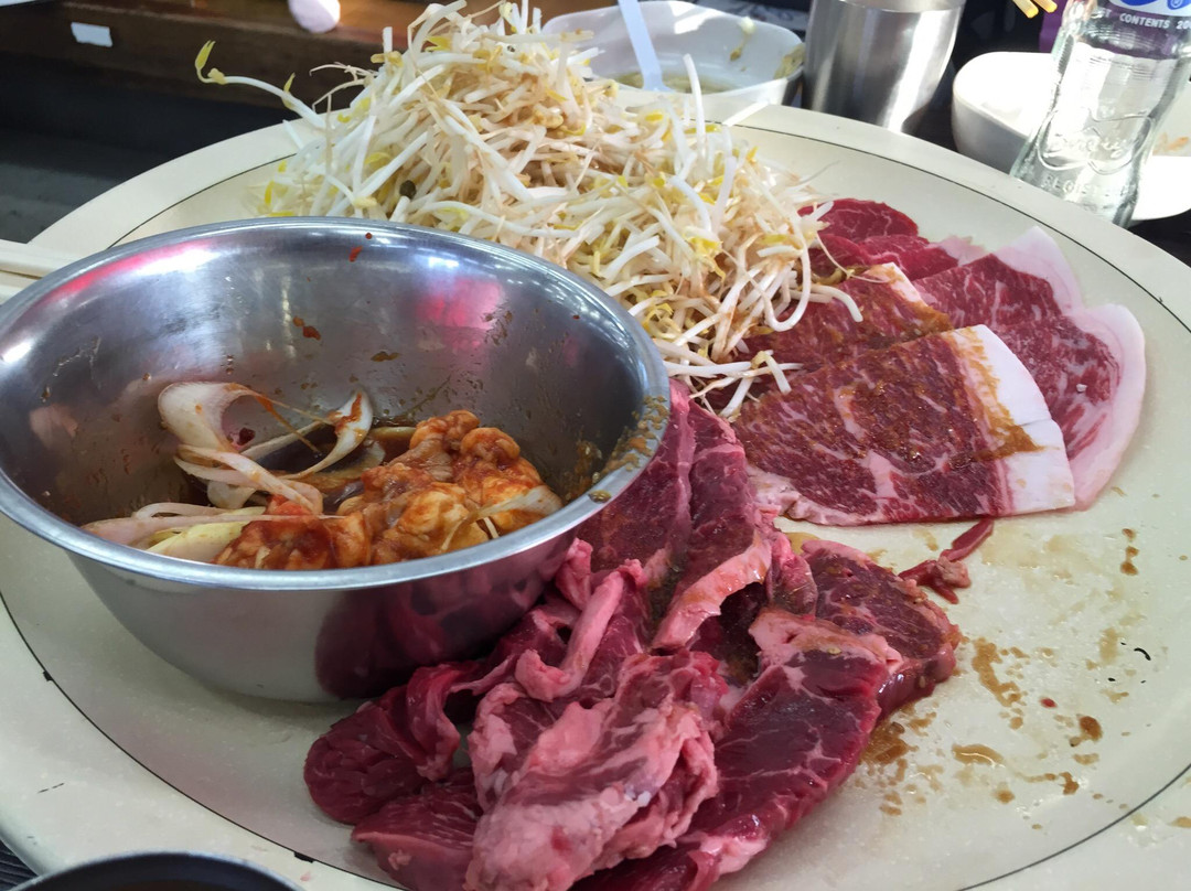 焼肉 味楽