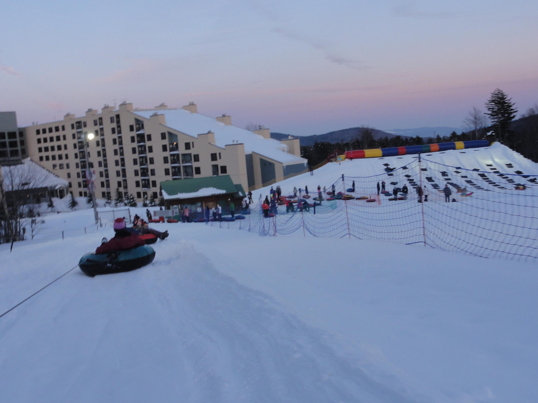 Snowshoe Mountain Tubing Park景点图片
