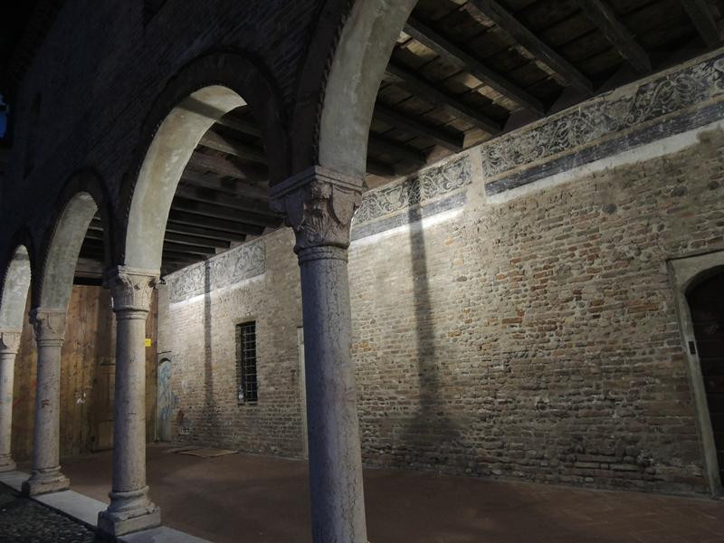 Piazza Leon Battista Alberti景点图片