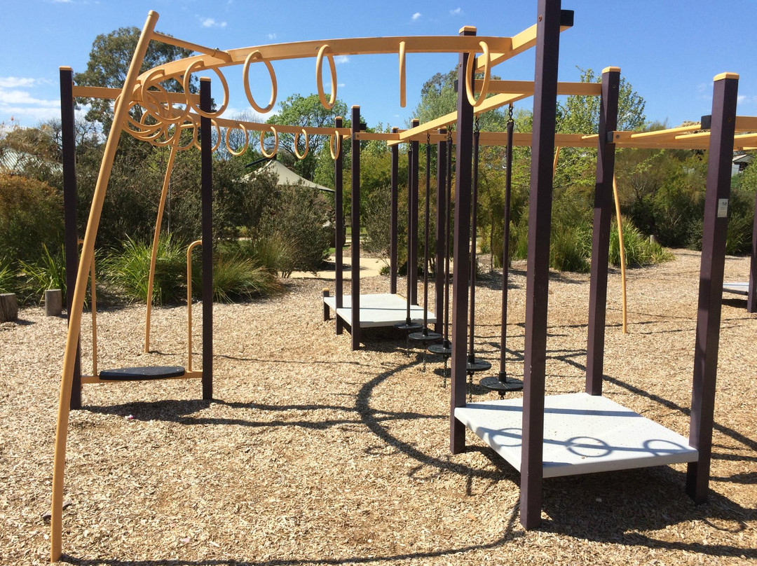 Belvoir Park Playground景点图片