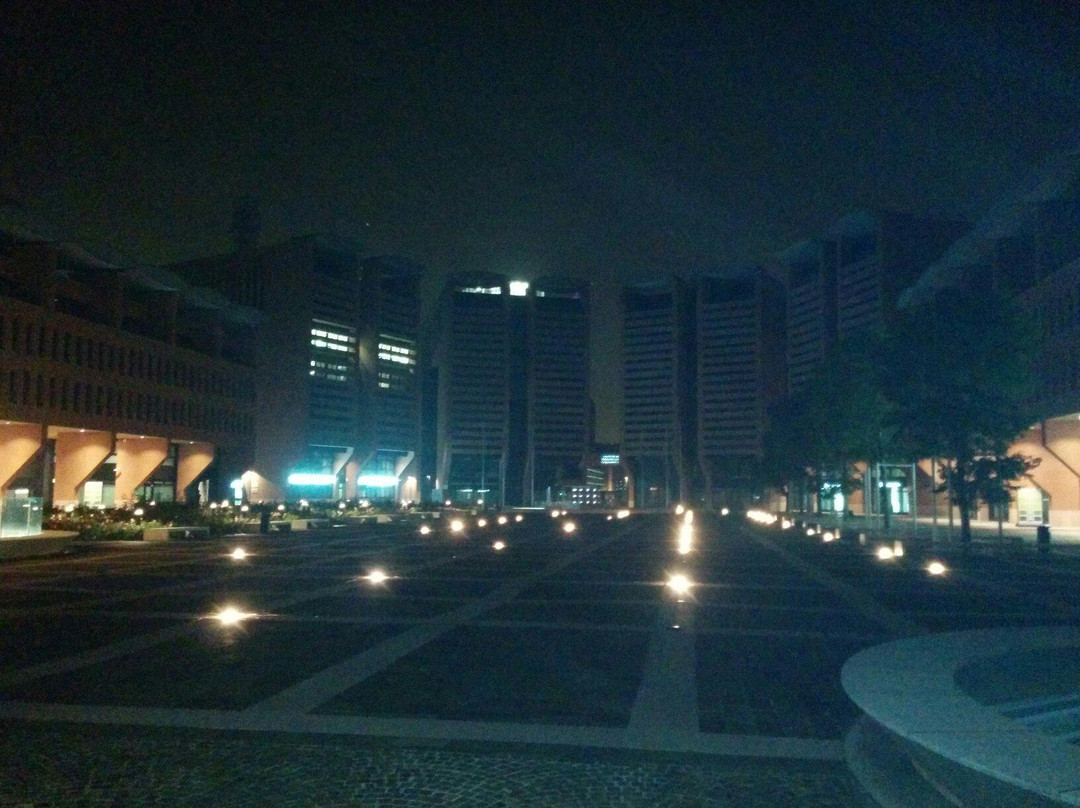 Piazza delle Istituzioni-特雷维索必去景点