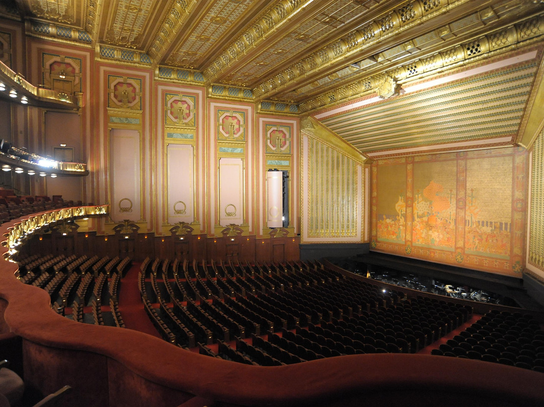 芝加哥歌剧院-芝加哥必去景点