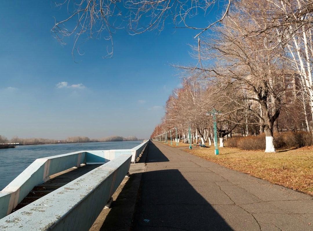 Slavskogo Embankment-厄斯克门必去景点