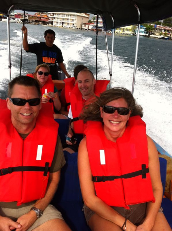 Be Nice Nomade -  Day  Tours-科隆岛必去景点