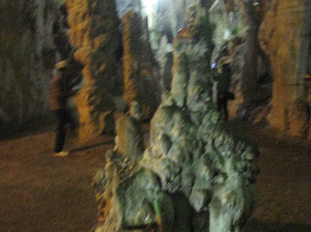 Htam Sam Cave-东枝必去景点
