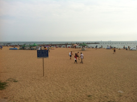 青岛石老人海水浴场-青岛市必去景点