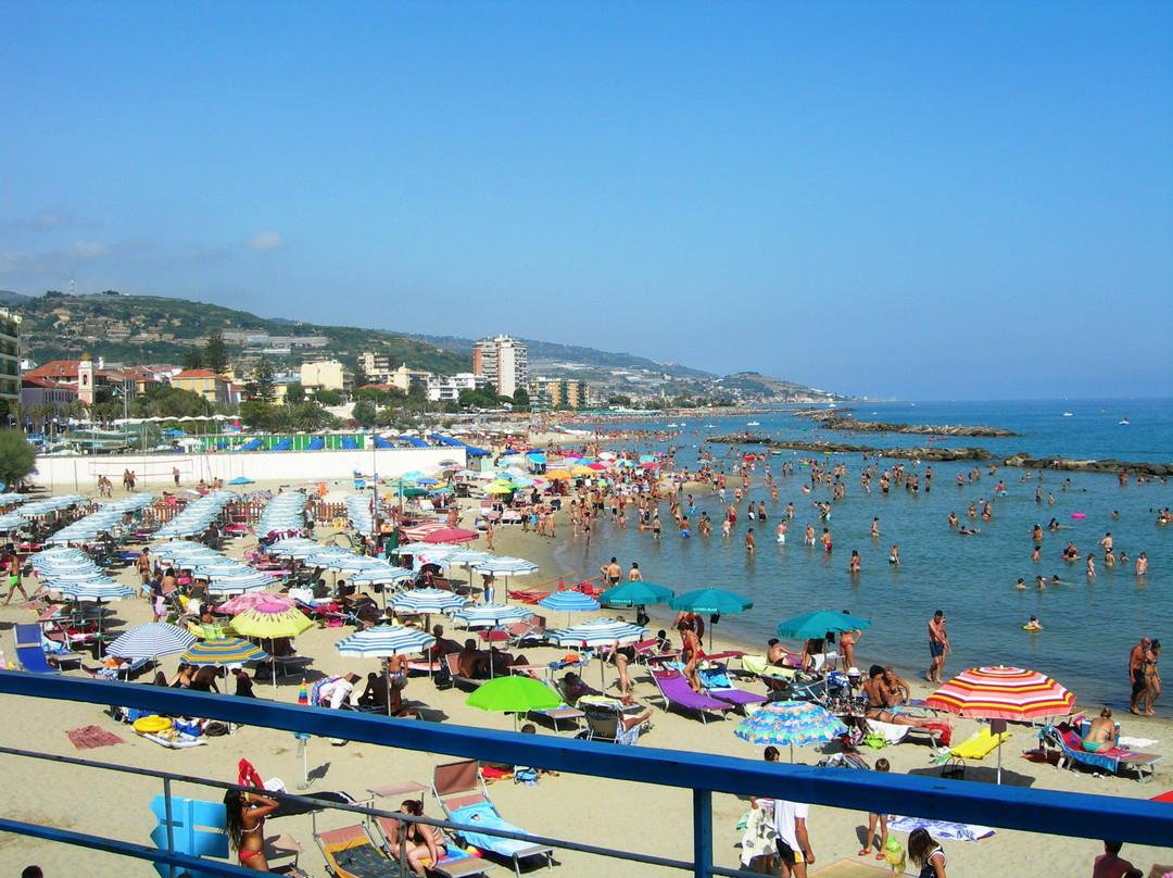 Spiagga per cani Arma di Taggia景点图片