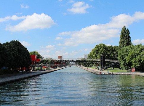 Canauxrama-巴黎必去景点