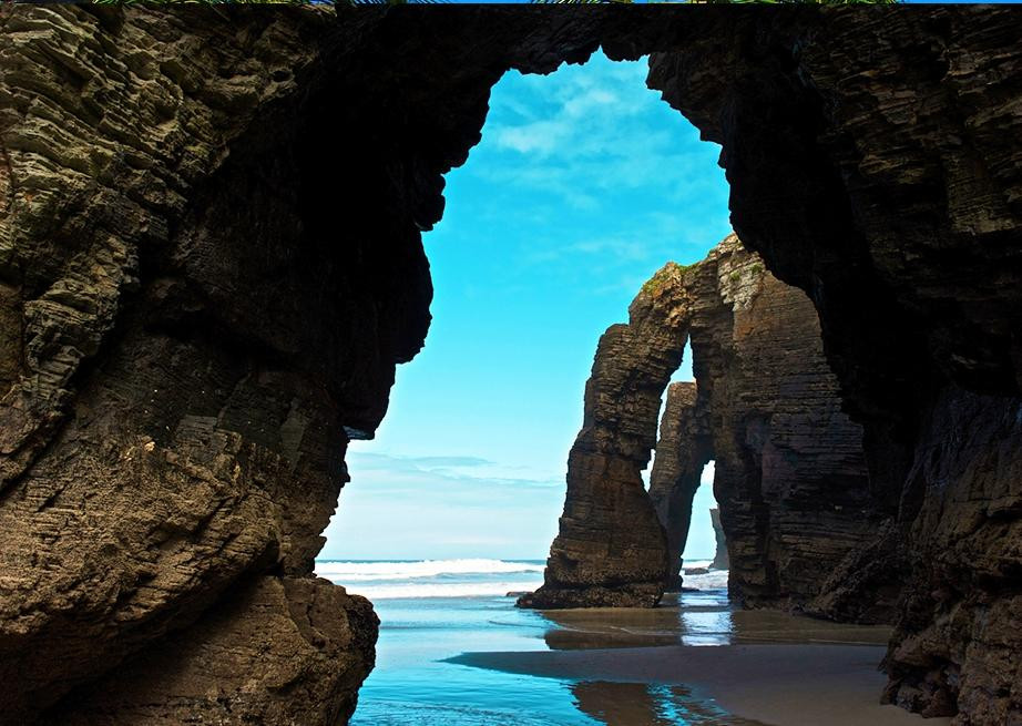 Playa de las Catedrales景点图片