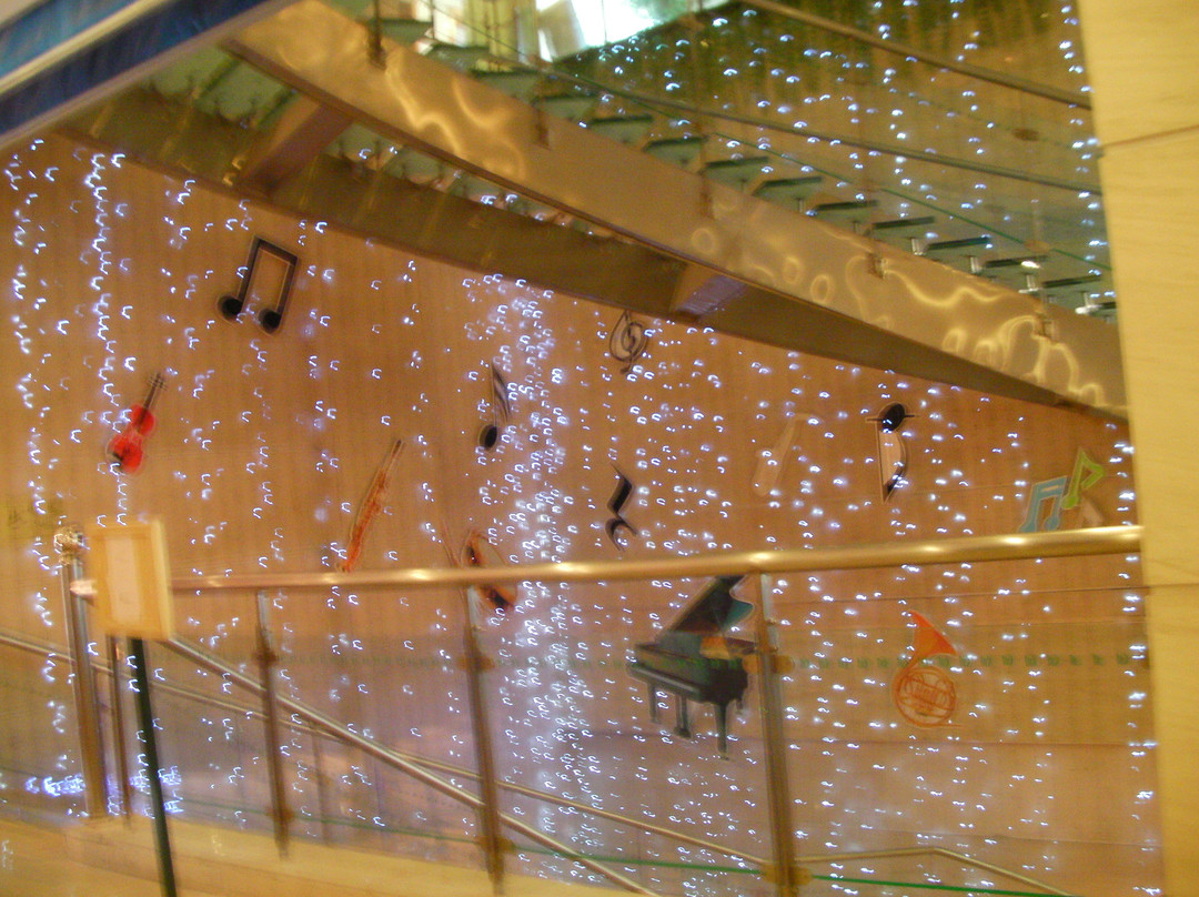 黄龙月亮湾大酒店主图