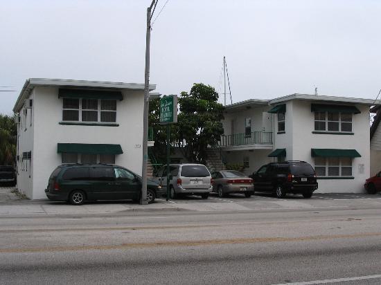 Sea Dawn Motel-泳池