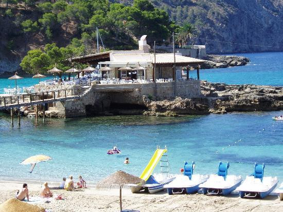 Camp de Mar Beach景点图片