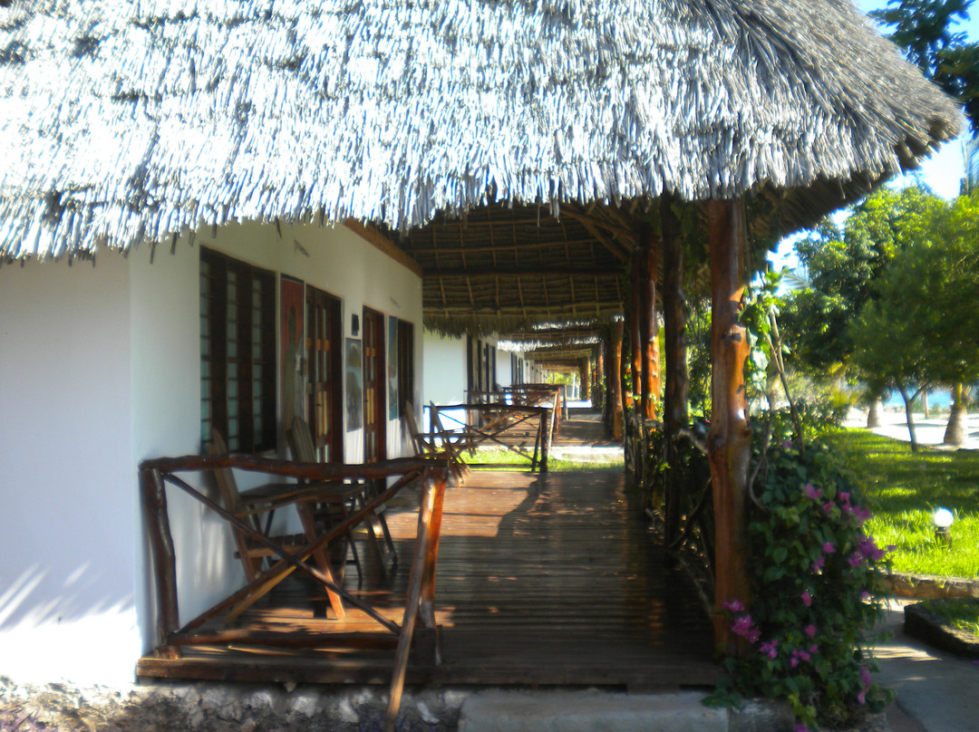 Loasis Beach Hotel主图