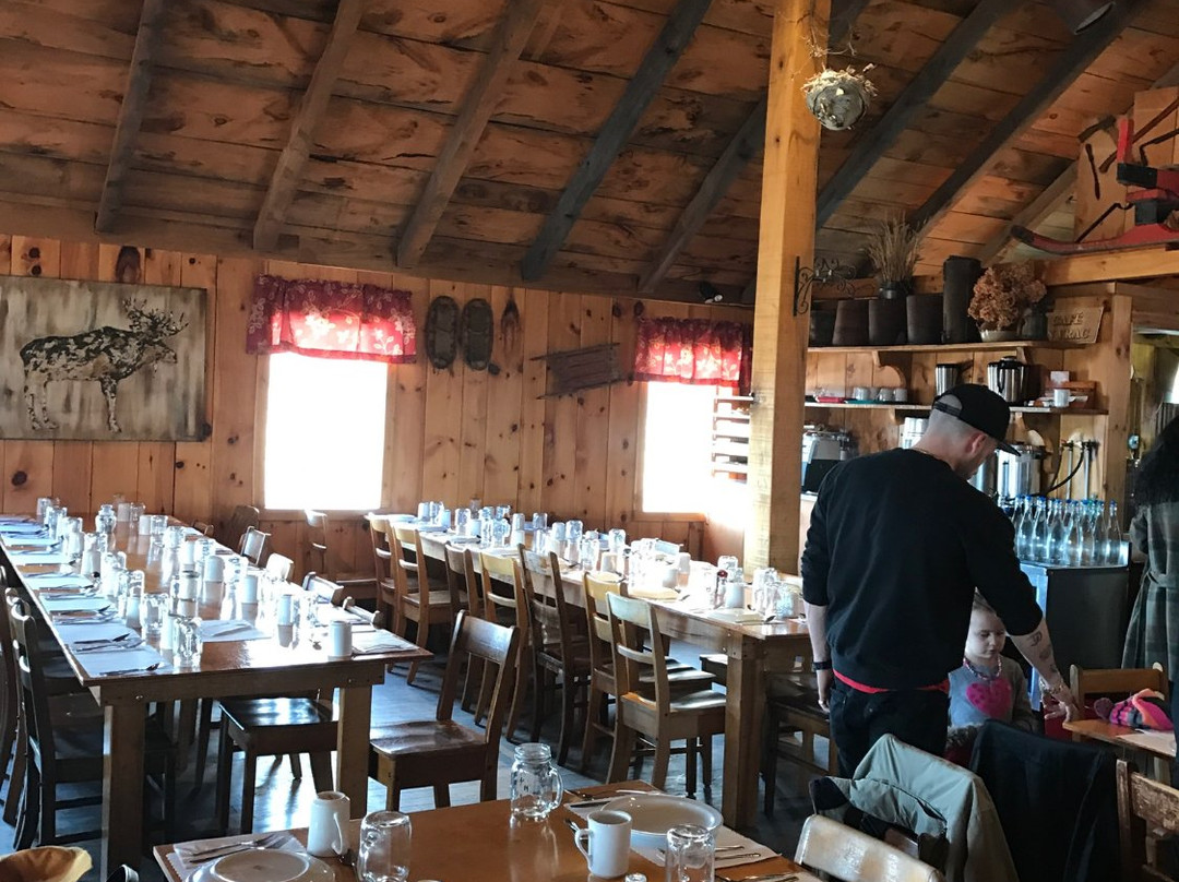 Frelighsburg餐馆和美食-Erabliere Hilltop