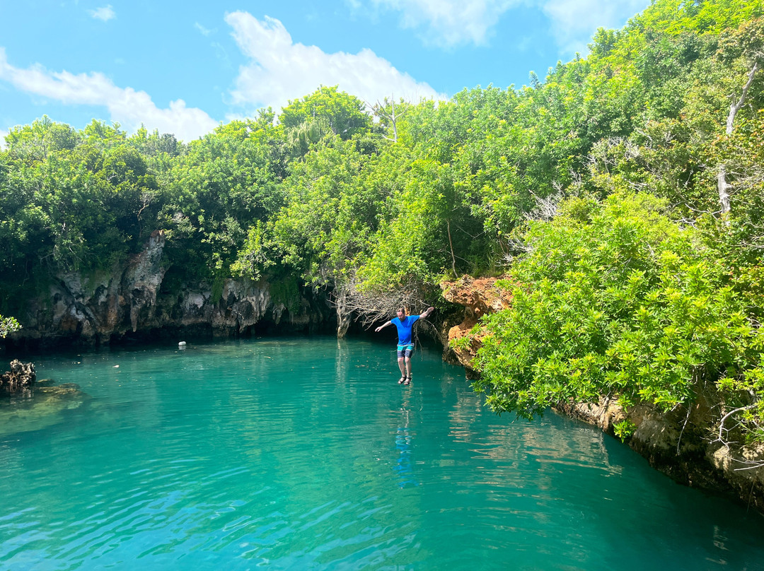 Blue Hole Park-百慕大必去景点