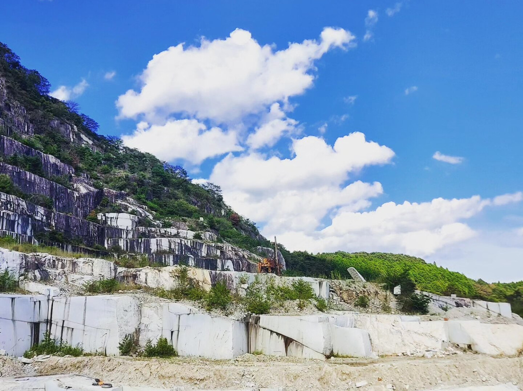 Ishikiri Sammyaku-笠间市必去景点